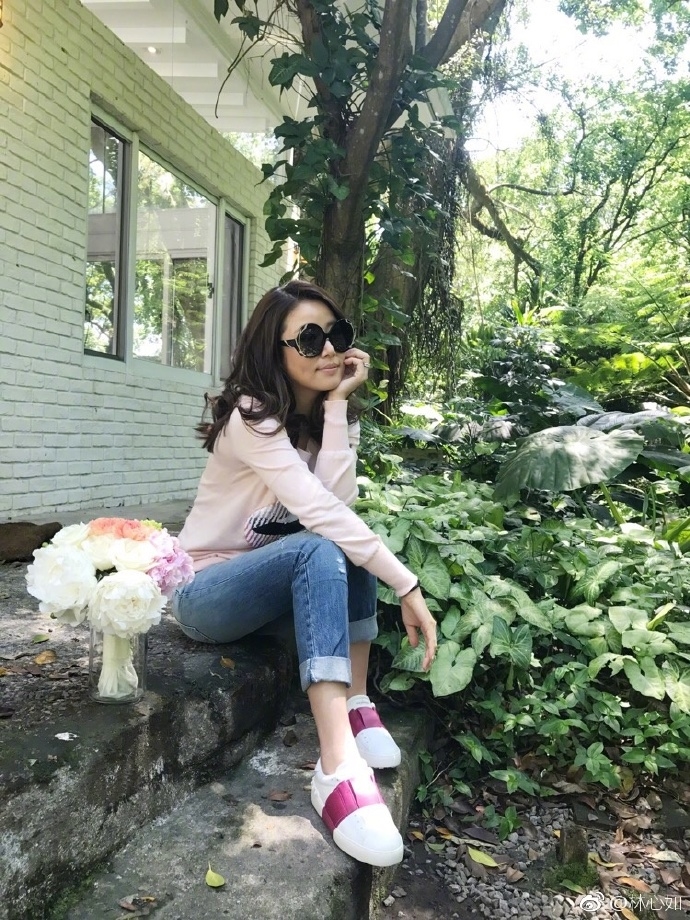 Lâm Tâm Như đã 41 tuổi? Thật ra cô ấy chỉ mới đôi mươi thôi