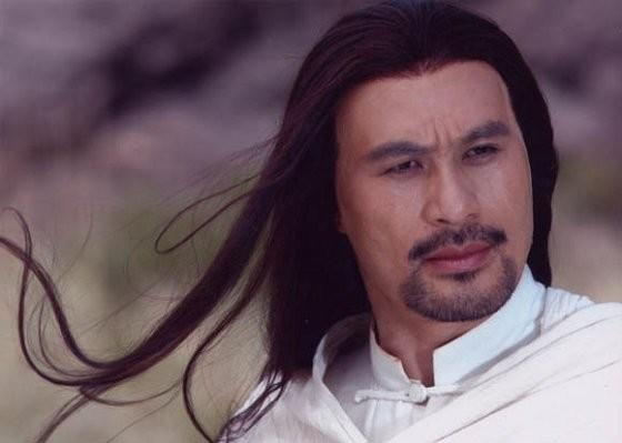Sao nam Cbiz với mái tóc đen dài: Người ngời ngời khí chất, người dọa fan hết hồn