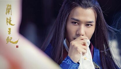 Sao nam Cbiz với mái tóc đen dài: Người ngời ngời khí chất, người dọa fan hết hồn