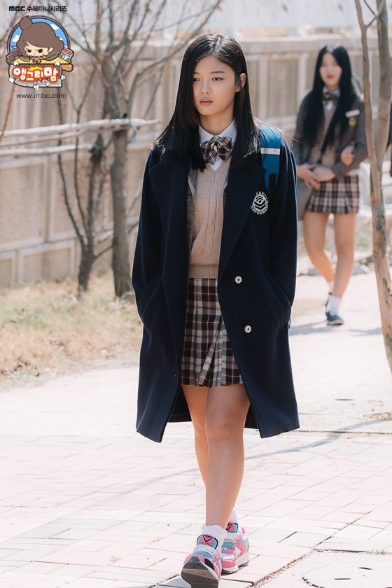 Khán giả tiếc hùi hụi vì Kim Yoo Jung từ chối tham gia 'School 2017