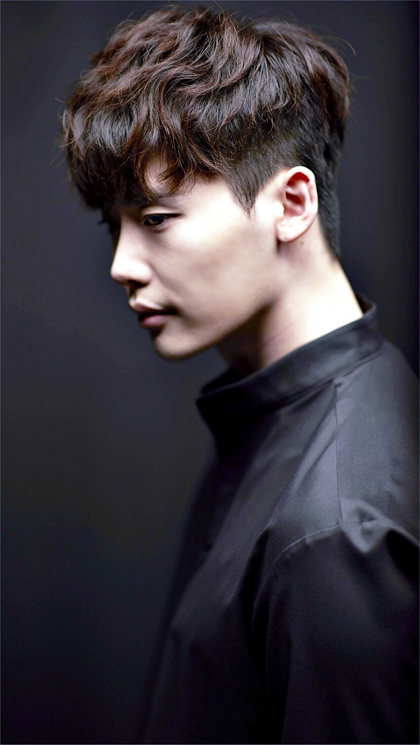 'While You Were Sleeping' của Lee Jong Suk và Suzy xác nhận ngày lên sóng