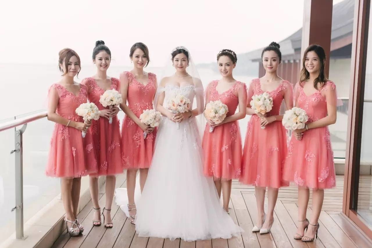 Đây là 2 'sát thủ đám cưới' khiến các cô dâu chú rể Cbiz dở khóc dở cười