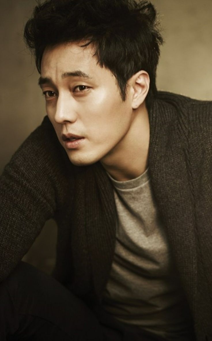 So Ji Sub kỷ niệm 20 năm ra mắt bằng cách ủng hộ tiền cho trẻ em nghèo