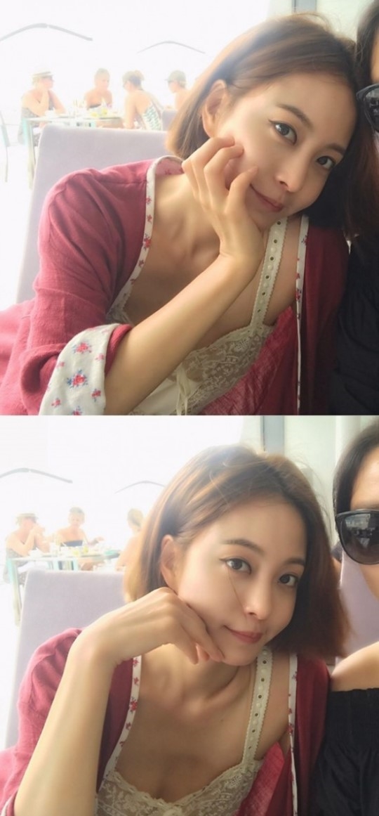 Chưa có hè năm nào giống hè năm nay, một loạt sao nữ Hàn lần lượt 'xuống tóc'