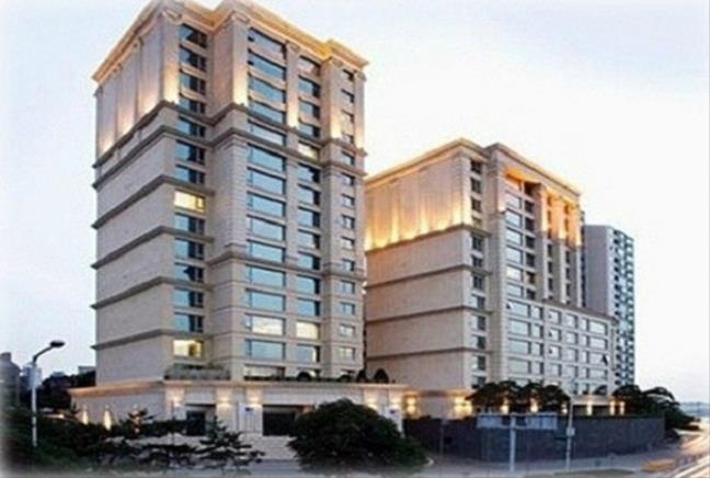 Cuộc sống vương giả của ông hoàng, bà chúa xứ Hàn sau 17 năm đóng 'Trái tim mùa thu' Cuộc sống vương giả của ông hoàng, bà chúa xứ Hàn sau 17 năm đóng 'Trái tim mùa thu'
