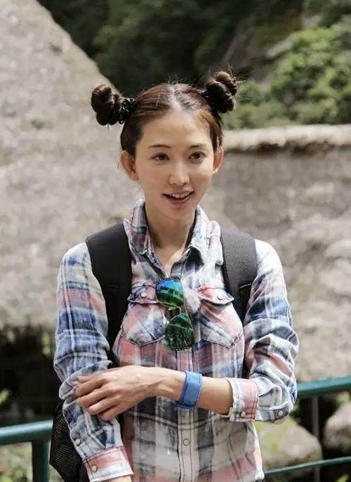 Chao đảo vì vẻ ngọt ngào, nhí nhảnh của mỹ nhân Hoa ngữ với kiểu tóc búi