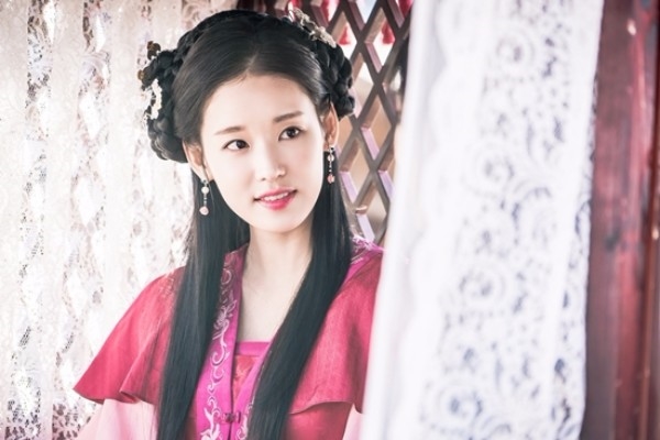 Yoona và Im Si Wan hứa hẹn gây sốt màn ảnh Hàn với 'The King Loves'