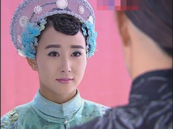 Mỹ nhân Hoa ngữ xấu khó tả trong tạo hình cổ trang