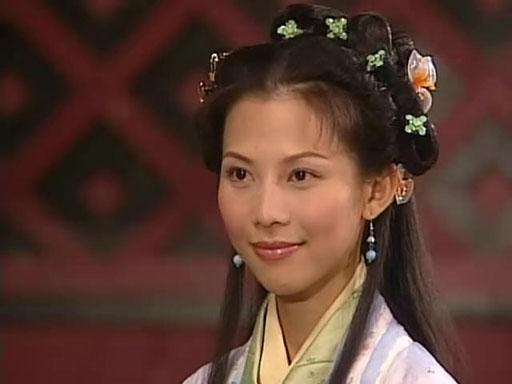 Khi sao nữ Hoa ngữ 'đụng' vai diễn kinh điển, ai mới là tuyệt sắc mỹ nhân?