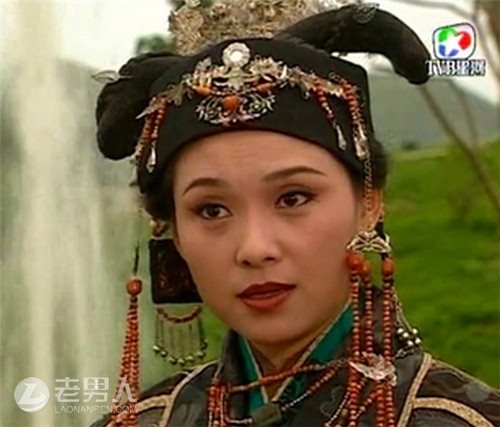 Khi sao nữ Hoa ngữ 'đụng' vai diễn kinh điển, ai mới là tuyệt sắc mỹ nhân?