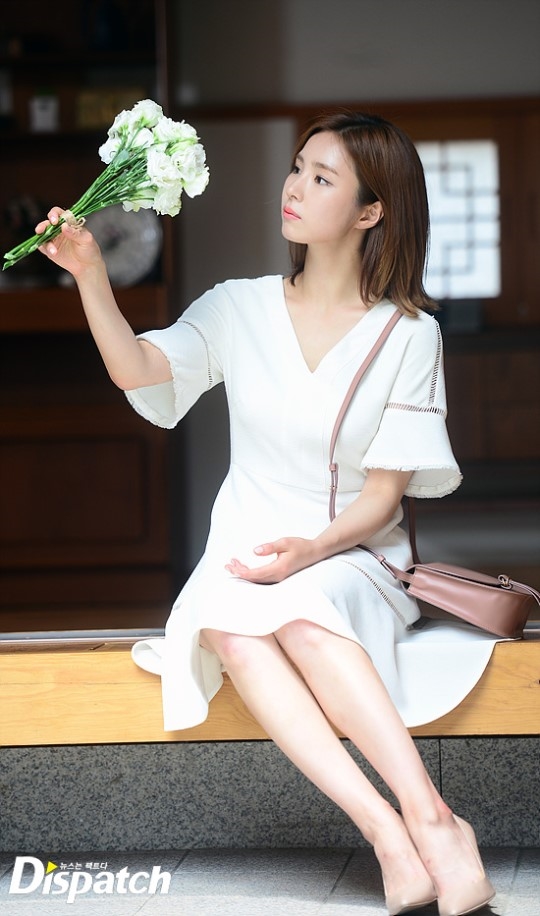 Ngắm loạt hình xinh tươi muôn màu biểu cảm của Shin Se Kyung khi quay MV ca nhạc