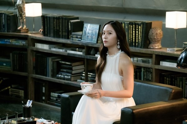 Tung loạt hình đẹp trước giờ lên sóng, 'Cô Dâu Thủy Thần' sẽ trở thành tâm điểm tháng 7 này?