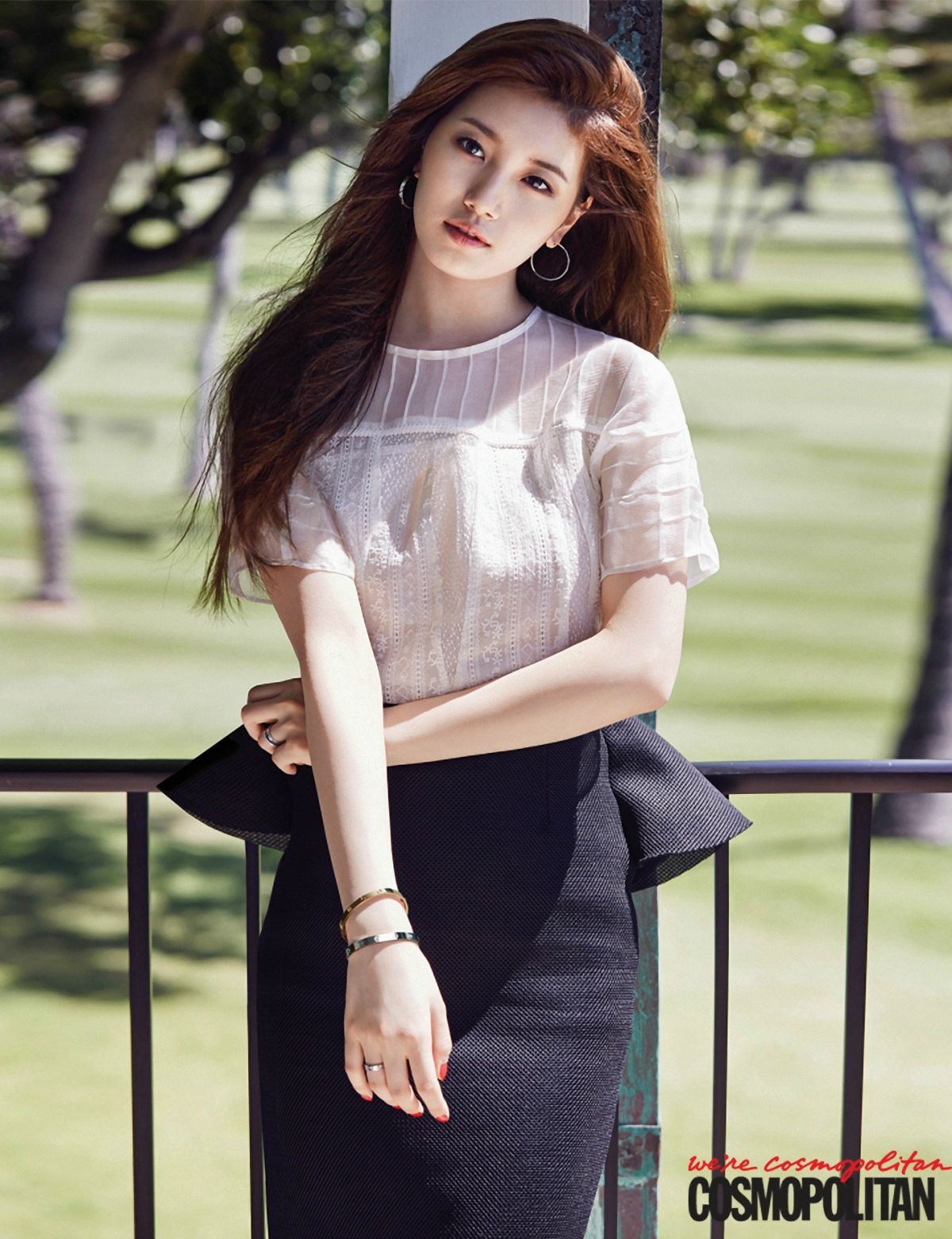 Ngắm sự chuyển đổi thành phong thái nữ thần của Suzy qua loạt hình tạp chí 4 năm trở lại đây