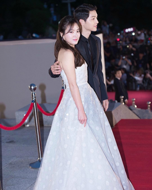 8 điều Song Joong Ki chỉ làm với Song Hye Kyo