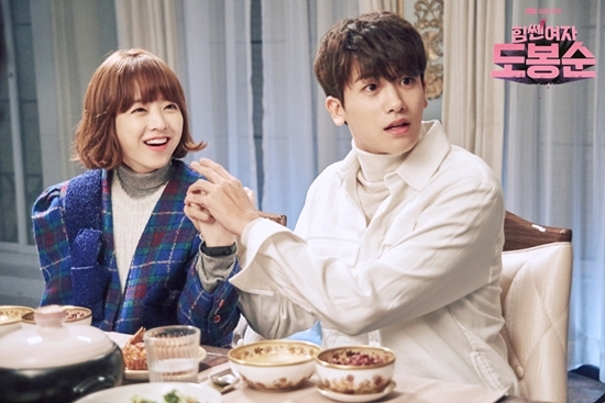 Sau Song Joong Ki và Song Hye Kyo, những cặp đôi này cũng dính nghi án 'phim giả tình thật'