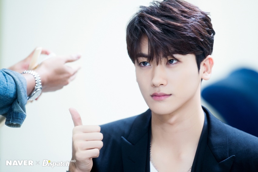 Park Hyung Sik nhoi hết cỡ trong Fanmeeting đầu tiên trong sự nghiệp