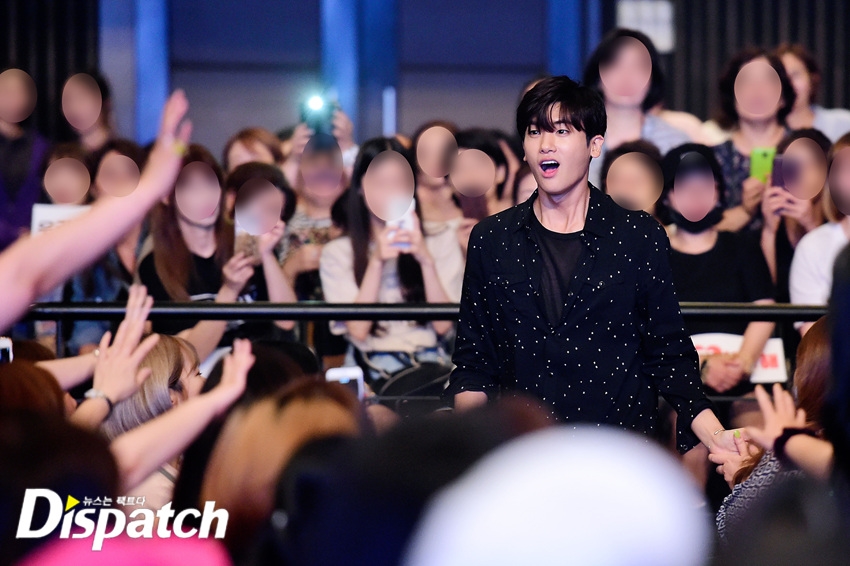 Park Hyung Sik nhoi hết cỡ trong Fanmeeting đầu tiên trong sự nghiệp