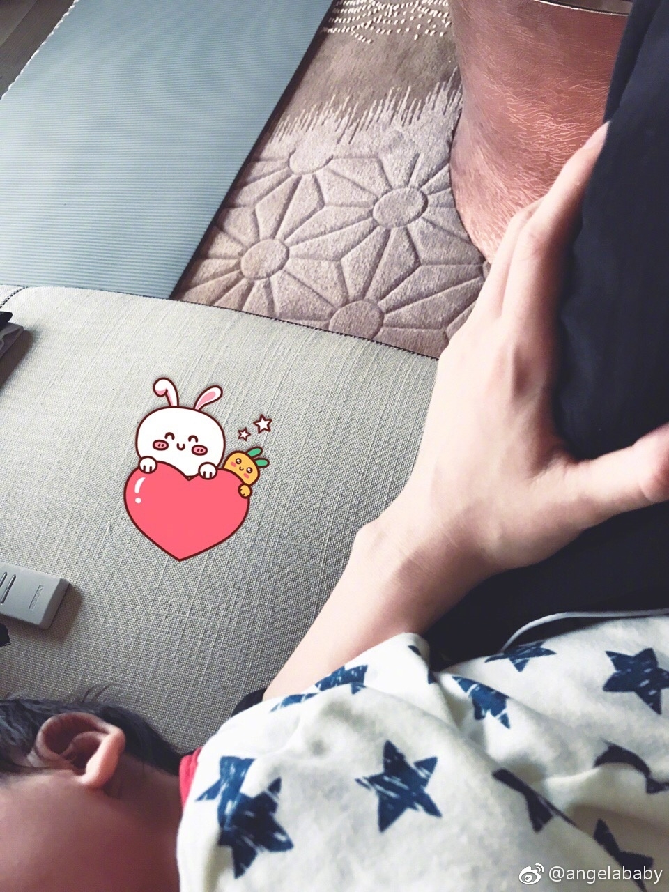AngelaBaby lo lắng Bọt Biển Nhỏ 'gánh hậu quả' vì thói quen đùa dại của mình