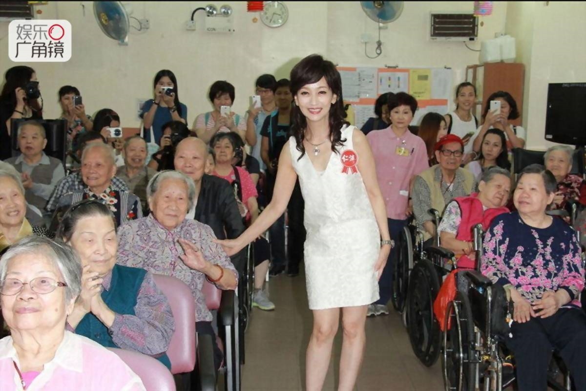 Giật mình với khoảng khắc chứng minh các ngôi sao này đã đánh bại thời gian