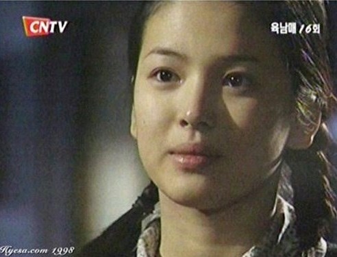 Say lòng những khoảnh khắc đẹp nhất của Song Hye Kyo