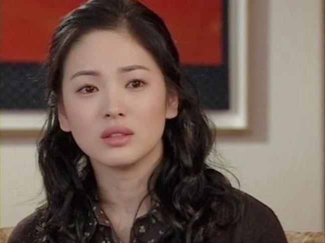 Ghen tị với những thứ chỉ thuộc về 'nữ thần Hàn Quốc' Song Hye Kyo