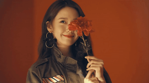 Yoona: Sau 10 năm, vẫn là nhan sắc và trái tim thiếu nữ muôn người mơ ước