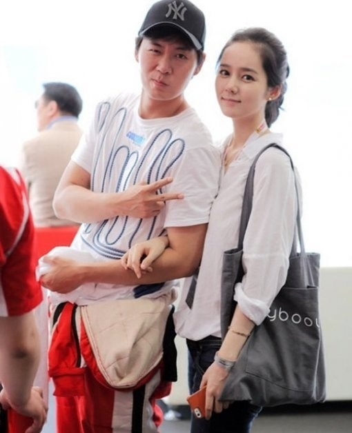 Được dịp tham gia show, Yeon Jung Hoon nhiệt tình khoe vợ Han Ga In