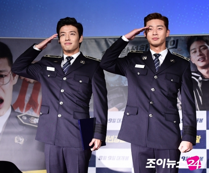 Bộ đôi cảnh sát đẹp trai Park Seo Joon - Kang Na Neul làm chao đảo buổi sáng đẹp trời