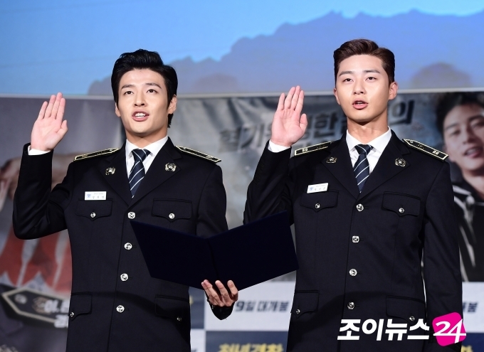 Bộ đôi cảnh sát đẹp trai Park Seo Joon - Kang Na Neul làm chao đảo buổi sáng đẹp trời