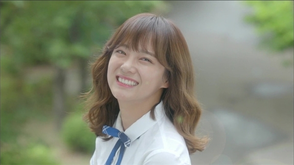 School 2017 bị chê chọn diễn viên quá già