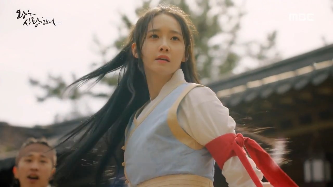 The King Loves được khen từ tập 1 nhờ Yoona