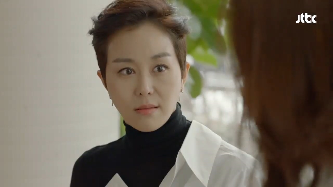 'Woman Of Dignity' rating tăng cao