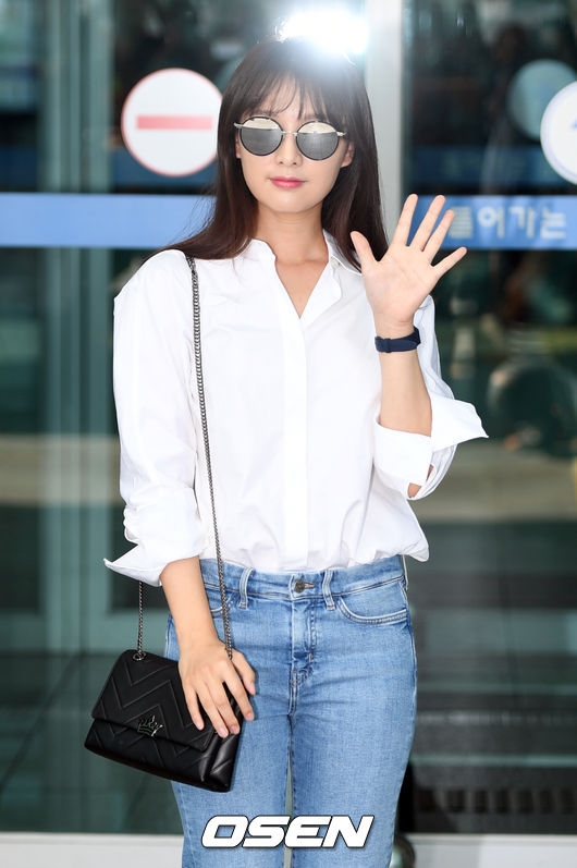 Thời trang sân bay ấn tượng của Suzy và Kim Ji Won