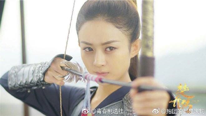 Sở Kiều dù tử trận sa trường cũng không cho kẻ thù chà đạp