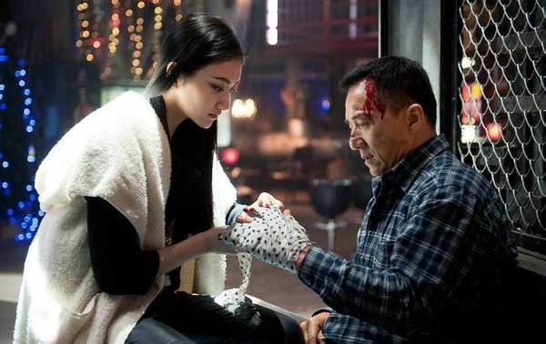 Mỹ nhân Kong Cảnh Điềm nói về thế lực bí ẩn chống lưng