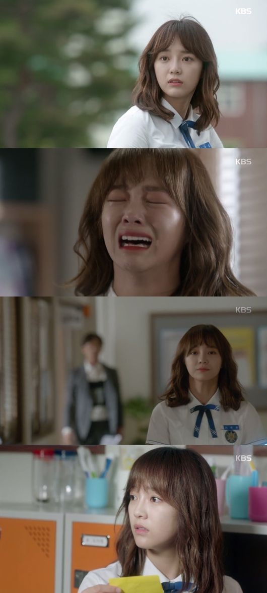 Nữ chính 'School 2017' Kim Se Jung nhận nhiều khen ngợi