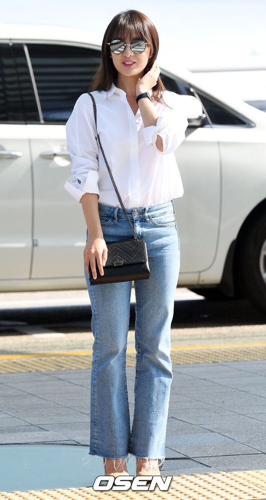 Thời trang sân bay ấn tượng của Suzy và Kim Ji Won