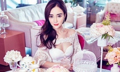 Những cô vợ xinh đẹp nhất của các nam thần Hoa ngữ hiện nay