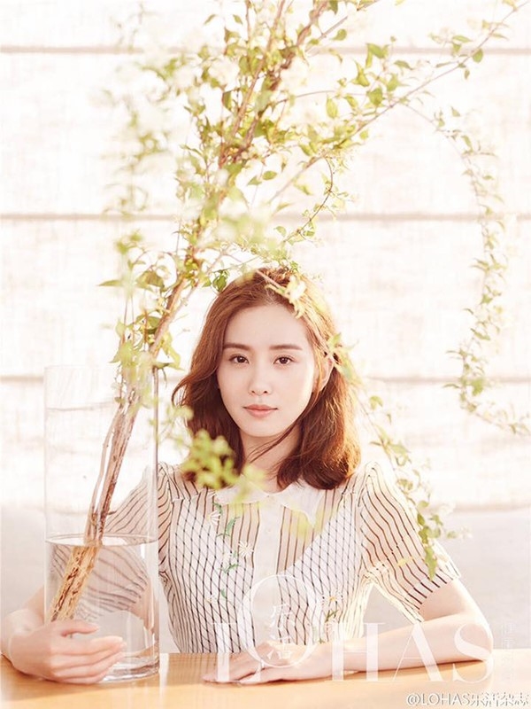 Các sao Hoa ngữ “phất” lên như diều gặp gió nhờ thay tên đổi họ