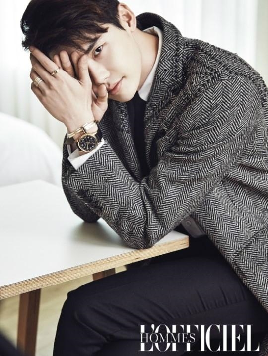 Lee Jong Suk sẽ nhập ngũ trong năm nay?