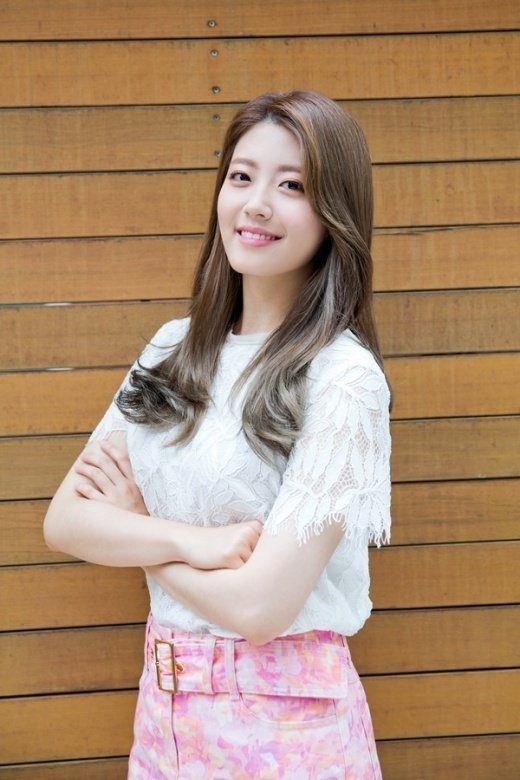 Hé lộ hình ảnh lần đầu lên tivi xinh như búp bê của Nam Ji Hyun