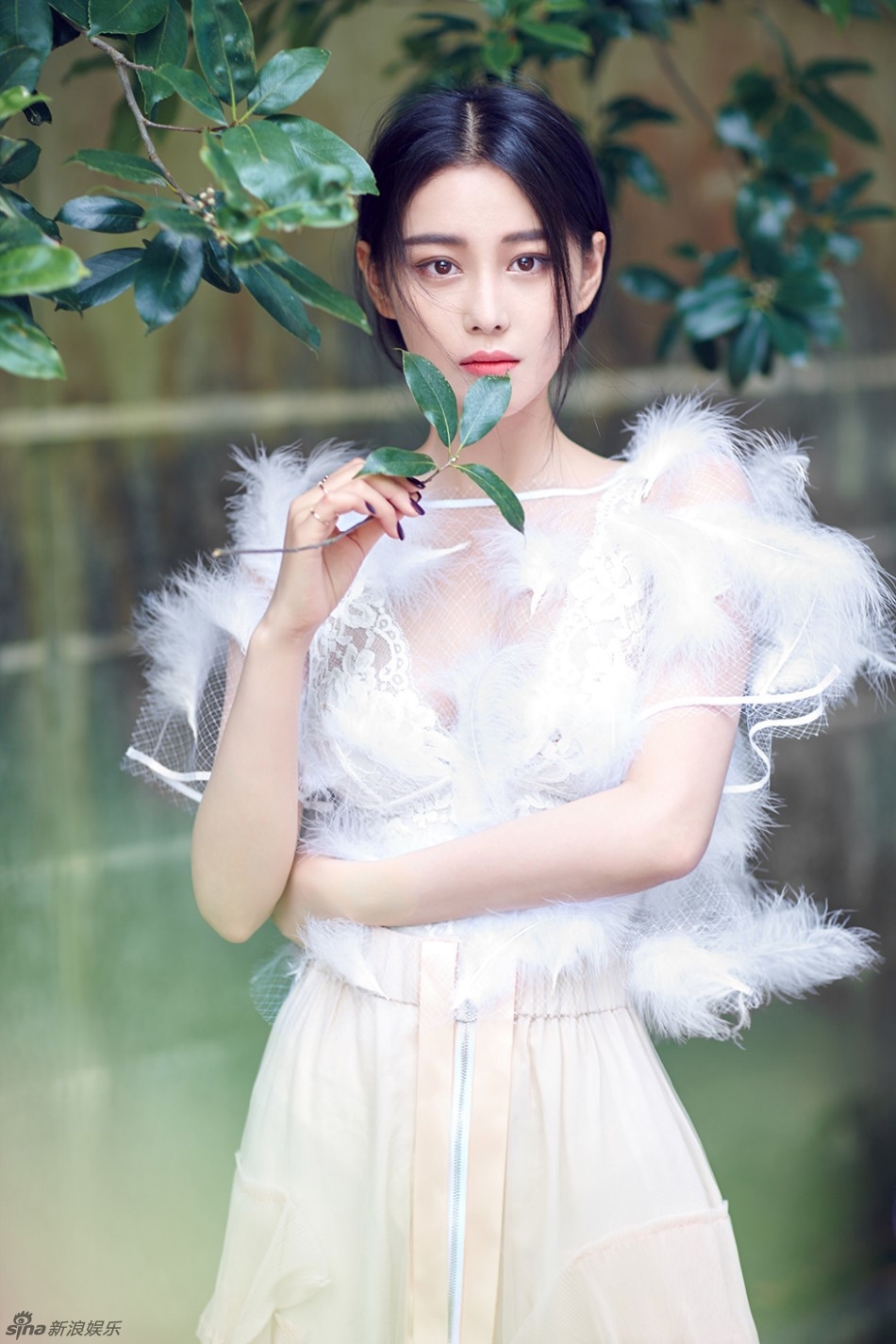 Các sao Hoa ngữ “phất” lên như diều gặp gió nhờ thay tên đổi họ