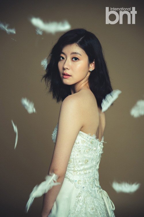 Hé lộ hình ảnh lần đầu lên tivi xinh như búp bê của Nam Ji Hyun