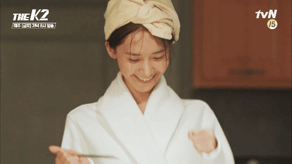 Yoona gây bão vì các cảnh ăn uống trong phim