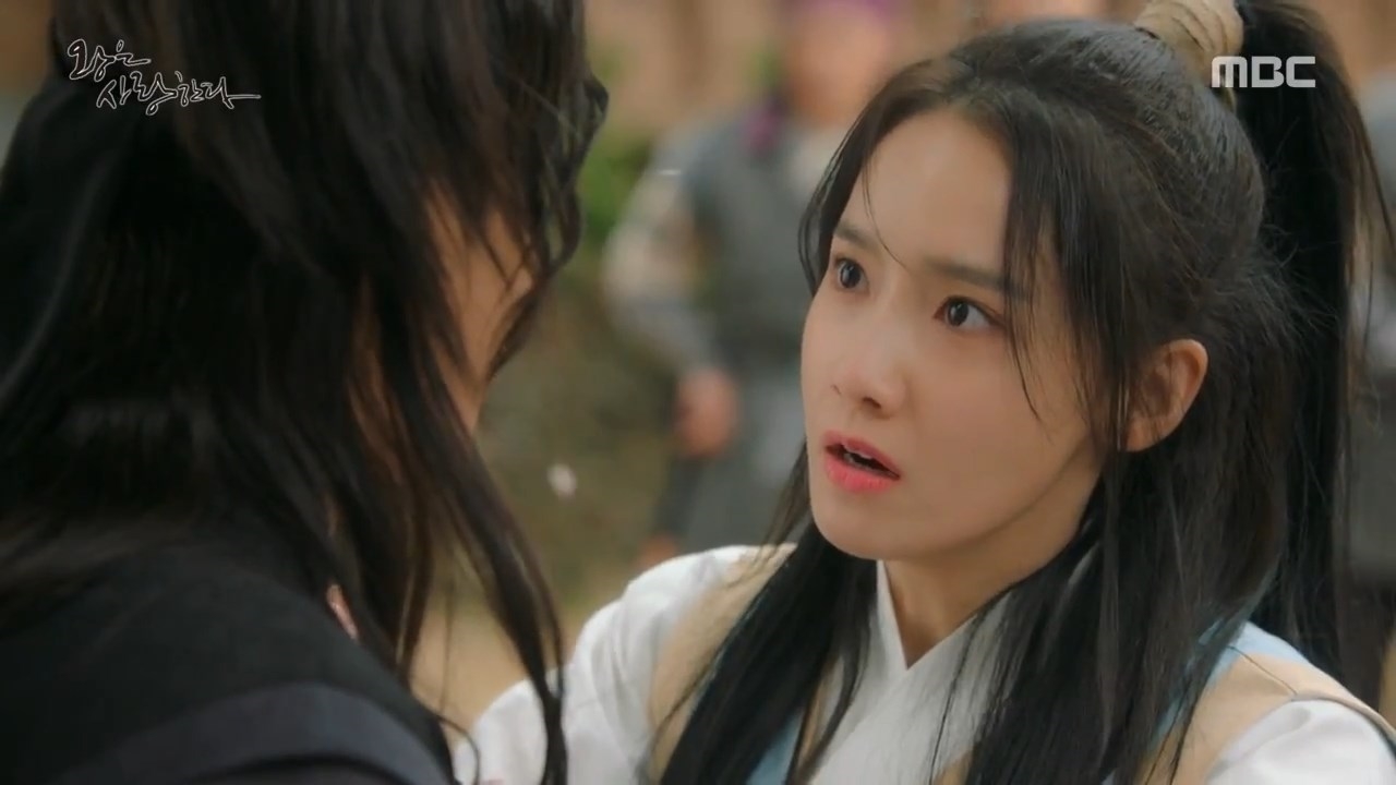 Yoona cực kỳ xinh đẹp với tạo hình trong 'The King Loves'