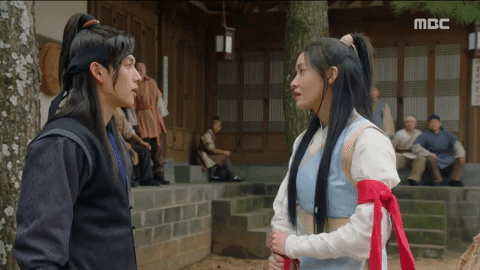 Lộ chiều cao 'khiêm tốn' của người yêu Yoona