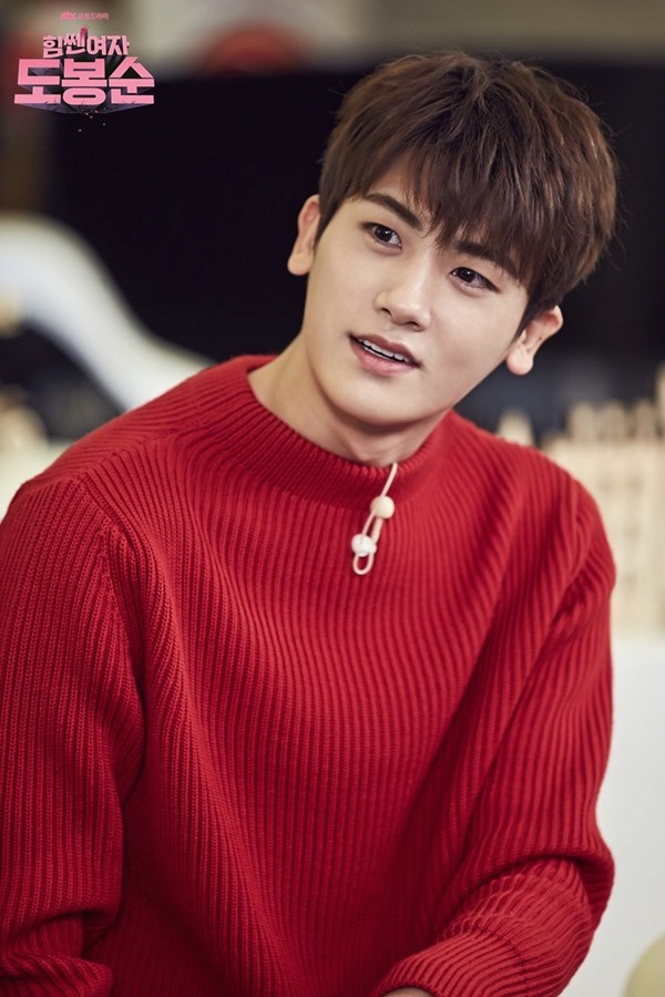 Hình tượng trong phim của các idol nam được yêu thích