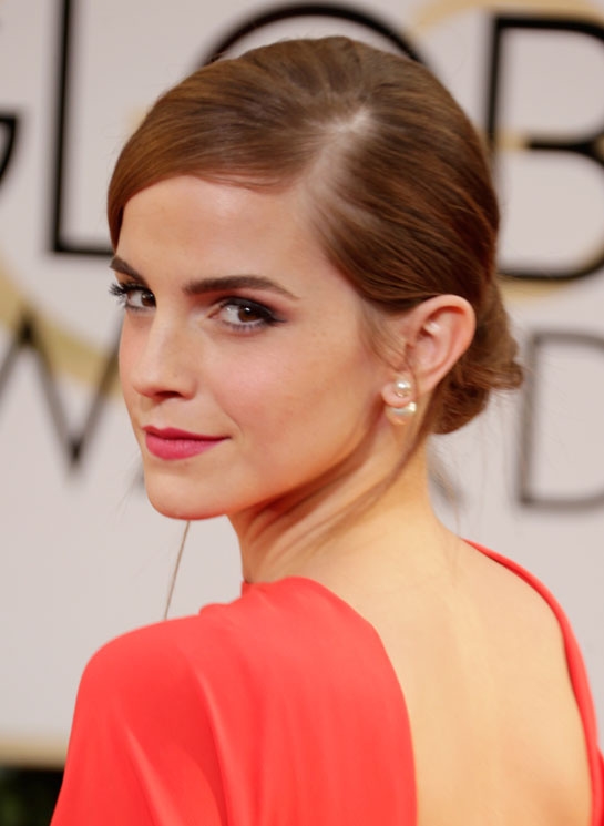 Emma Watson khiến fan ngỡ ngàng với nhan sắc từ bé đến lớn