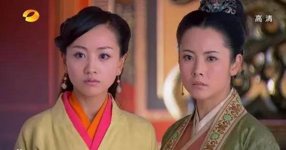 Những cặp mẹ con là bạn cùng tuổi trên màn ảnh Hoa