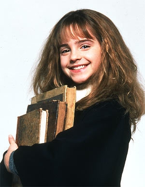 Emma Watson khiến fan ngỡ ngàng với nhan sắc từ bé đến lớn